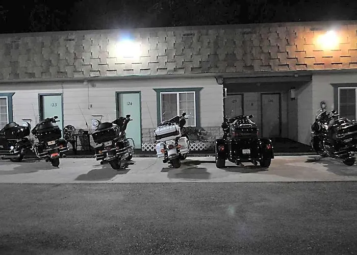 Western Motel 3*
